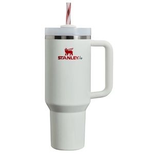 Stanley cup limited edition 40oz. Quencher white glossy + mistletoe. NWOT.